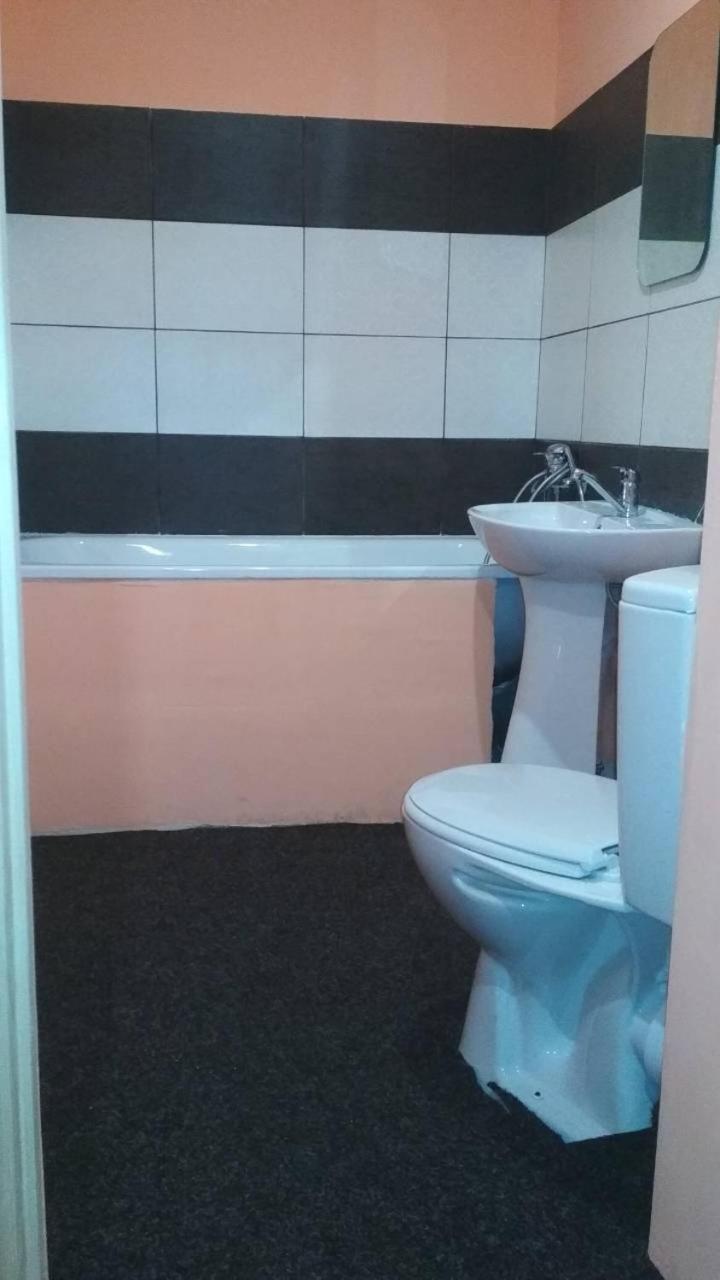Частный Дом, Р-Н 3 Городской Больницы Čerkasy Esterno foto